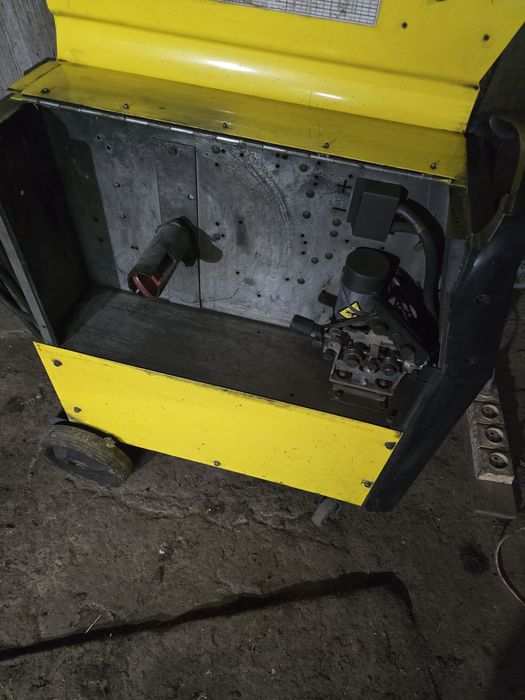 Migomat Spawarka Esab Ozas Mig C340 Pro