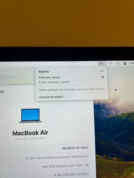 Apple MacBook Air 2019 / Intel i5 / 8GB RAM / 256 SSD / 13”