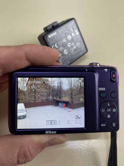 Фотоаппарат Nikon Coolpix S3500 комплект