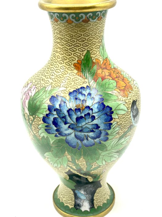 Jarra antiga em cloisonné