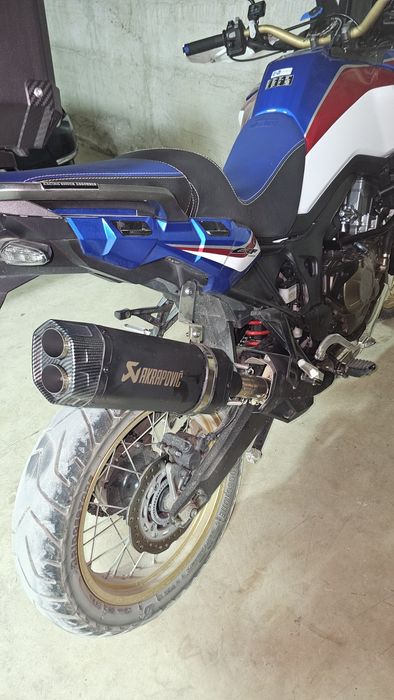 Ponteira de Escape akrapovic África twinn 1000
