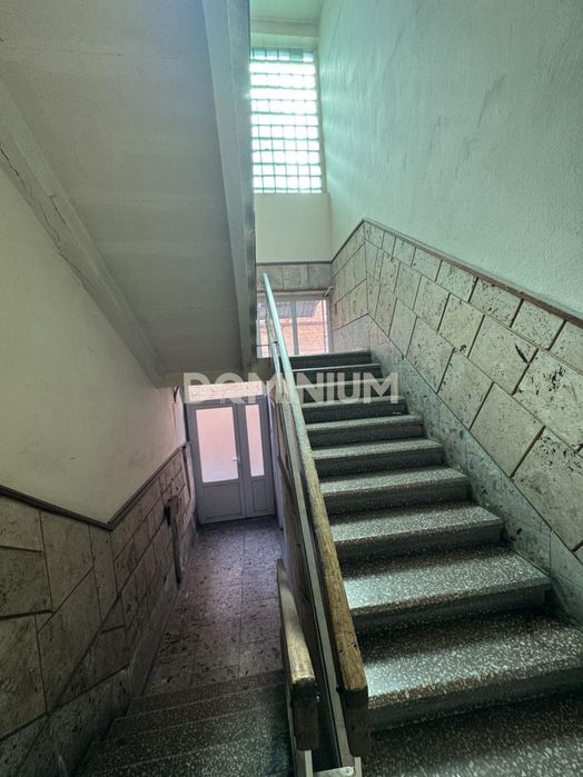 Магазин + офіси + склад, 520 м², прохідне місце,м.Виноградів