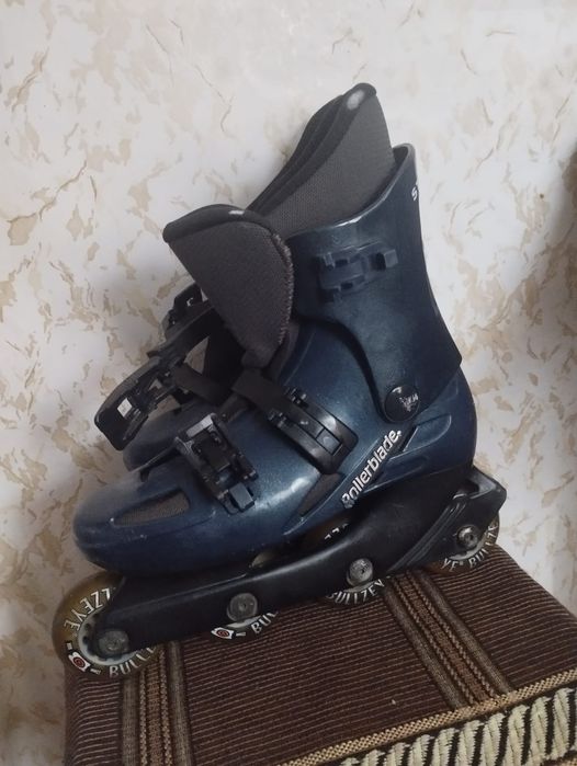 роликовые коньки Rollerblade.