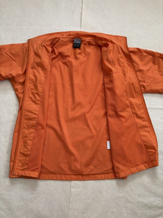 Вінтажна куртка-вітровка Nike