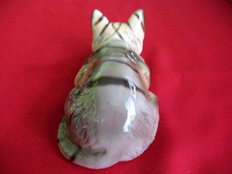 Kot - piękny, przyczajony - Figurka - ceramika - 5 x 14 x 6 cm