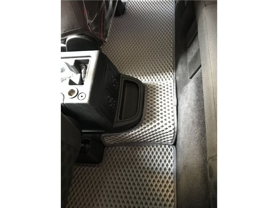 Land Rover Freelander 2 Коврики EVA (серые)