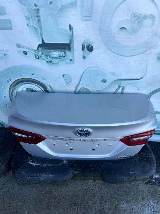 Toyota Camry 70 2017-2024 кришка багажника всборе багажник кришка