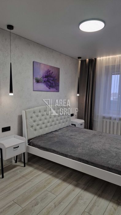 Продається простора 3-кім. квартира з новим ремонтом в Центрі міста