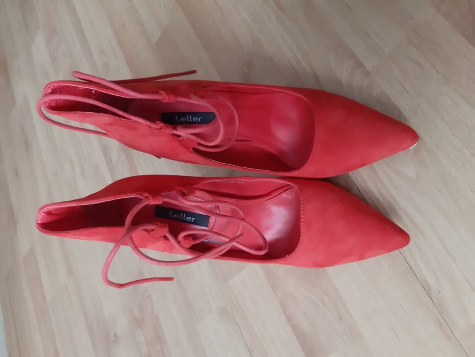 Buty rozmiar 37.