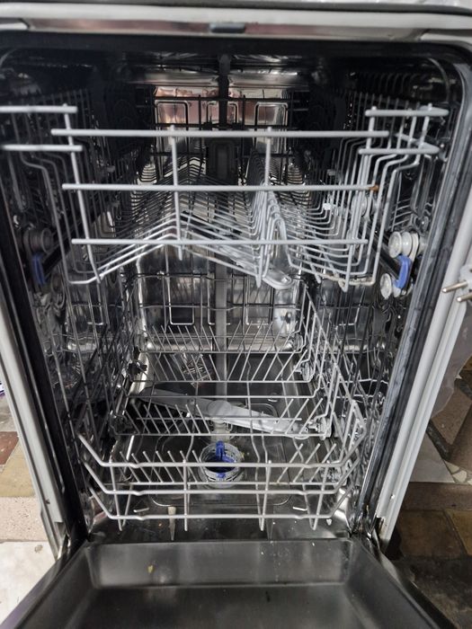 Uszkodzona zmywarka Beko