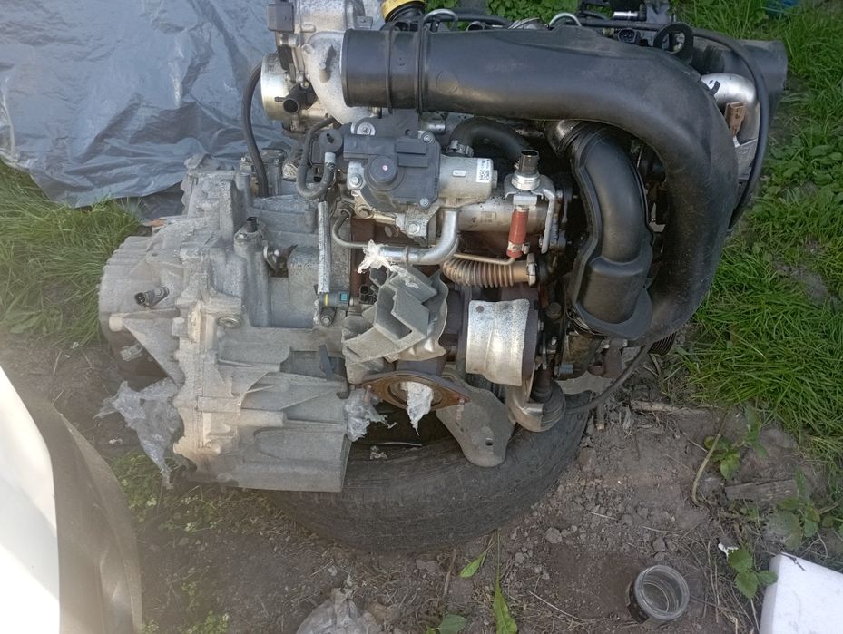 Мотор Рено 1.5 dci k9kN837 коробка DC4 робот