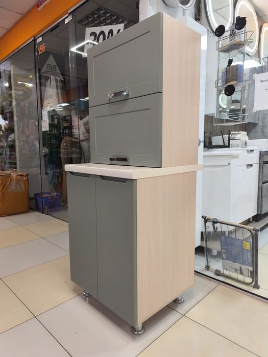 Продам кухонні тумби