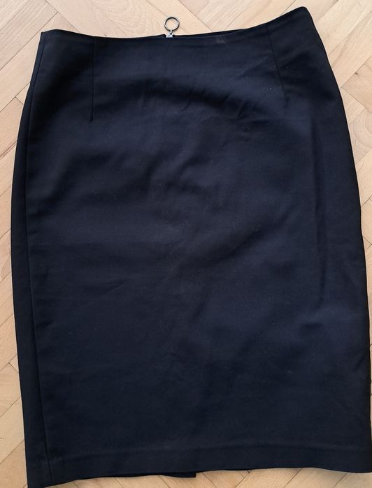 Spódnica czarna Reserved