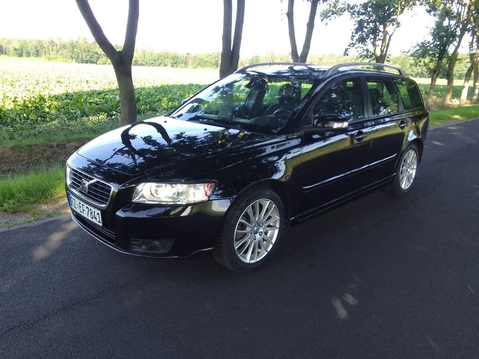 Volvo V50