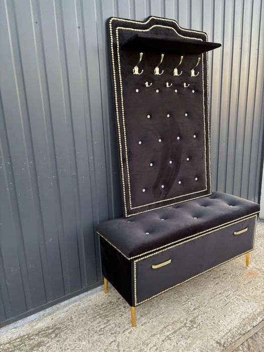 Pufy Wieszaki garderoby tapicerowane na wymiar