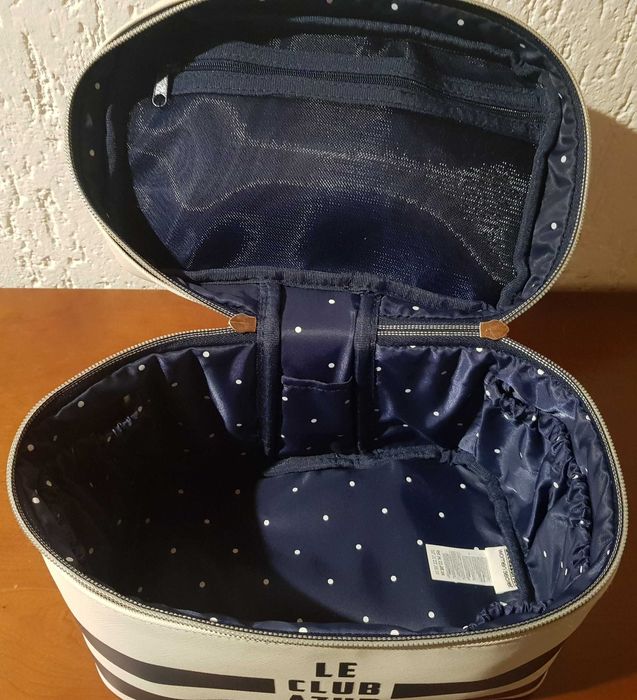 Necessaire Women secreat interior em cetim