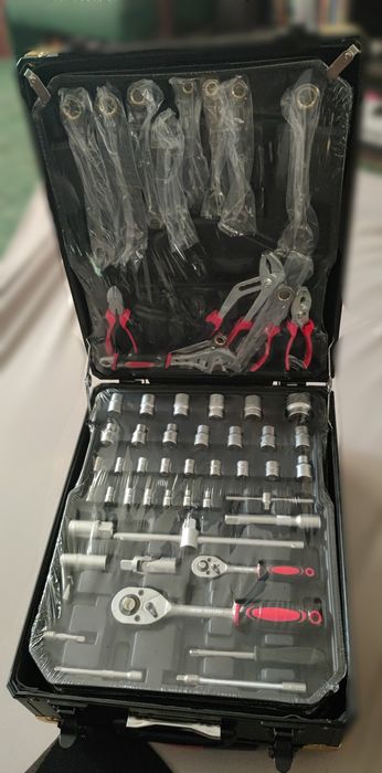 Набір інструментів