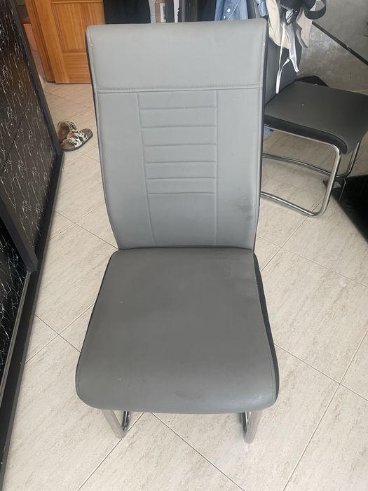 Mesa conforama+ 4 cadeiras