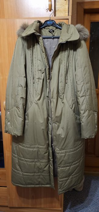 Зимове пальто жіноче