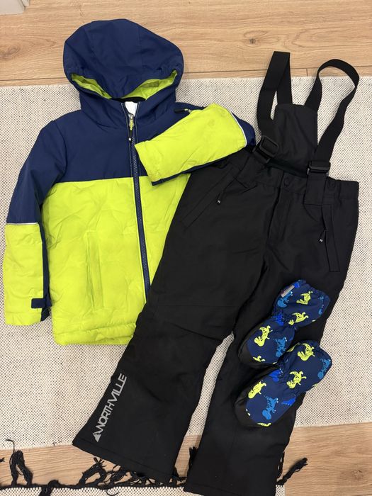 Лижний костюм з рукавичками