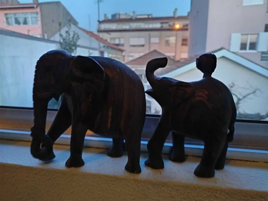 estatuetas elefantes africanas