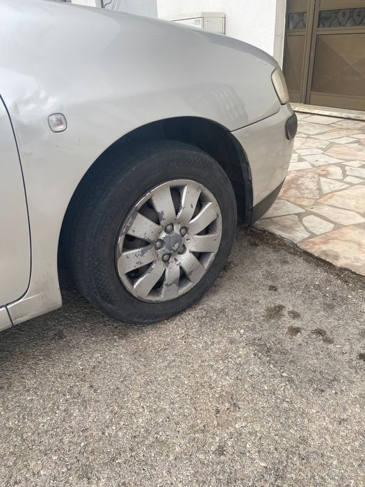 Vendo pneus com jante 175/ 65 / R14