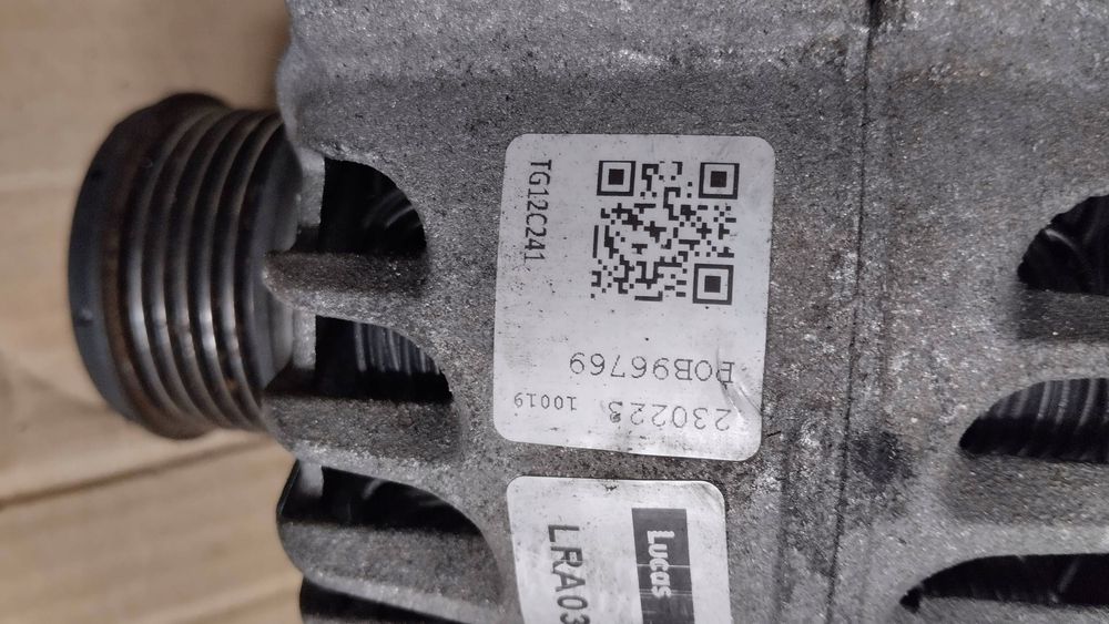 alternator renault clio iv captur i 1.5 dci lra03716