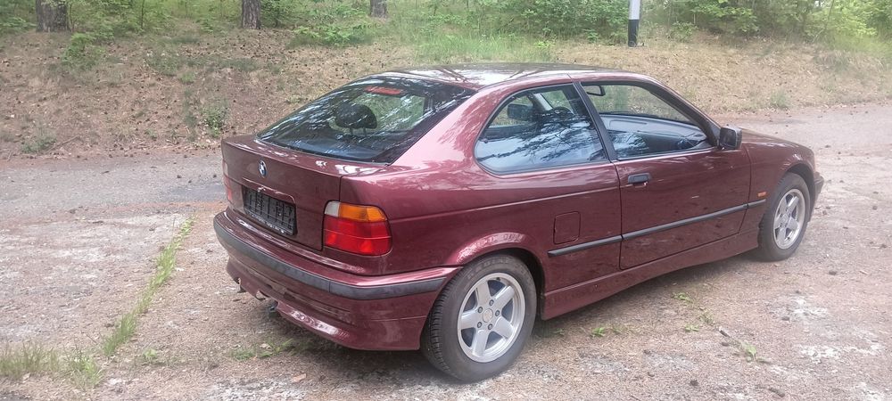 BMW E36 Compact Individual ROMANTICROT