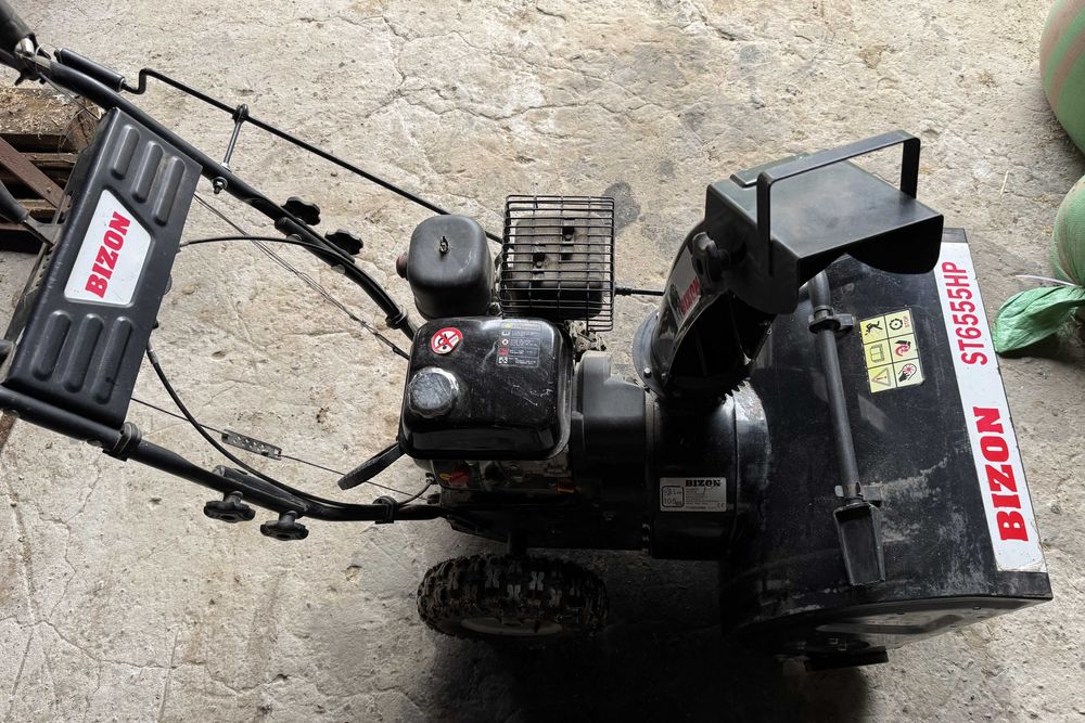 Odśnieżarka spalinowa AGROMA BIZON ST6555HP 6,5KM