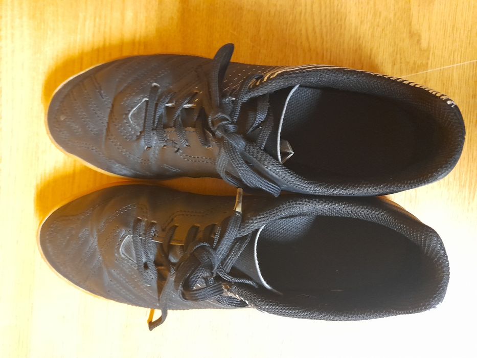 Chuteiras de futesal decathlon