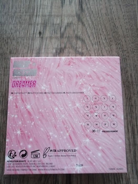 Dreamer makeup obsession paleta 16 cieni do powiek z lusterkiem