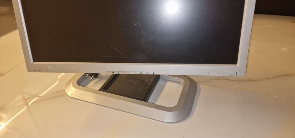 Monitor Hp 20.1"64284585508994122