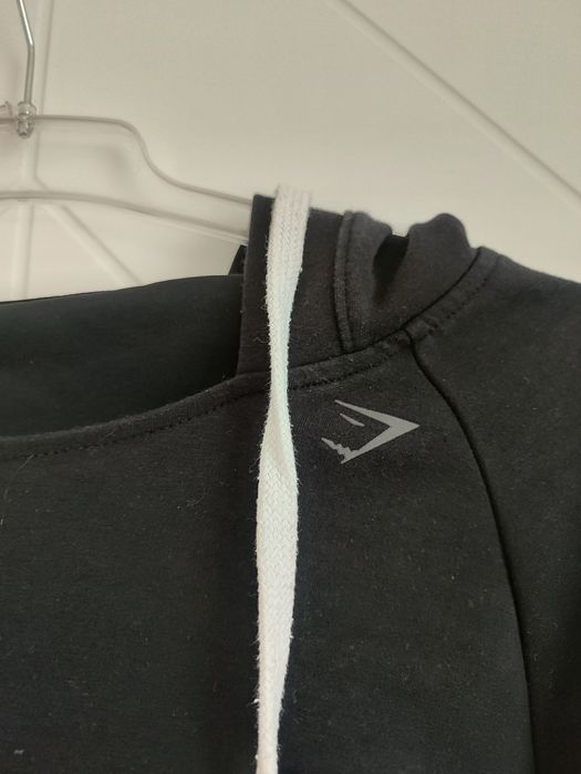 Sportowa bluza marki gymshark