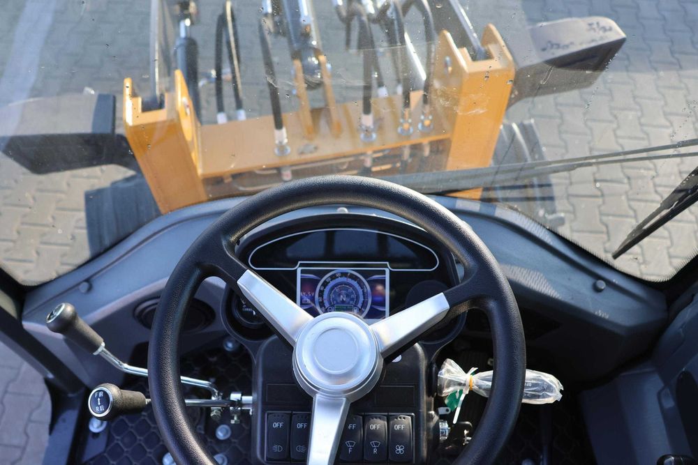 KOPARKO-ŁADOWARKA APS 15-20 | 4x4 | YANMAR | 2800 kg