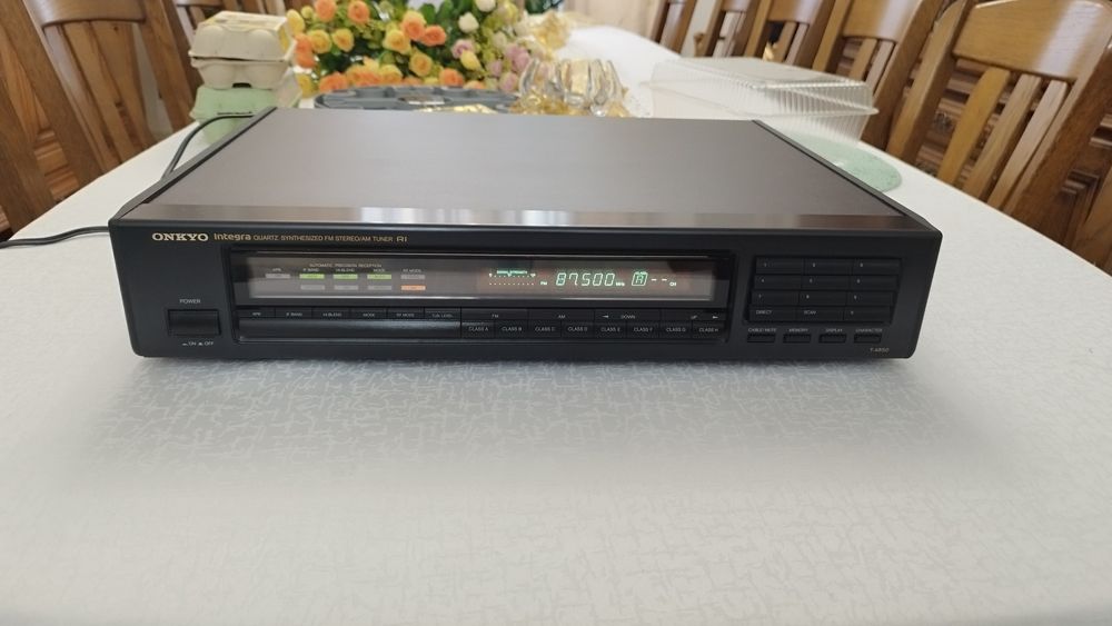 Tuner radiowy ONKYO R1 T-4850