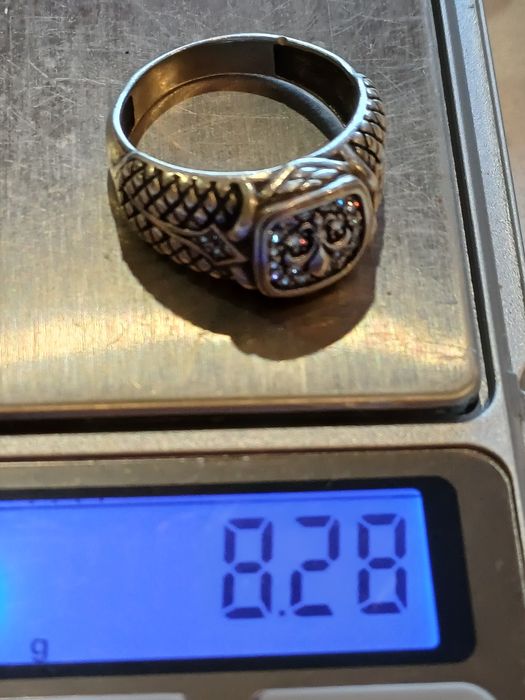 Мужской серебряный перстень