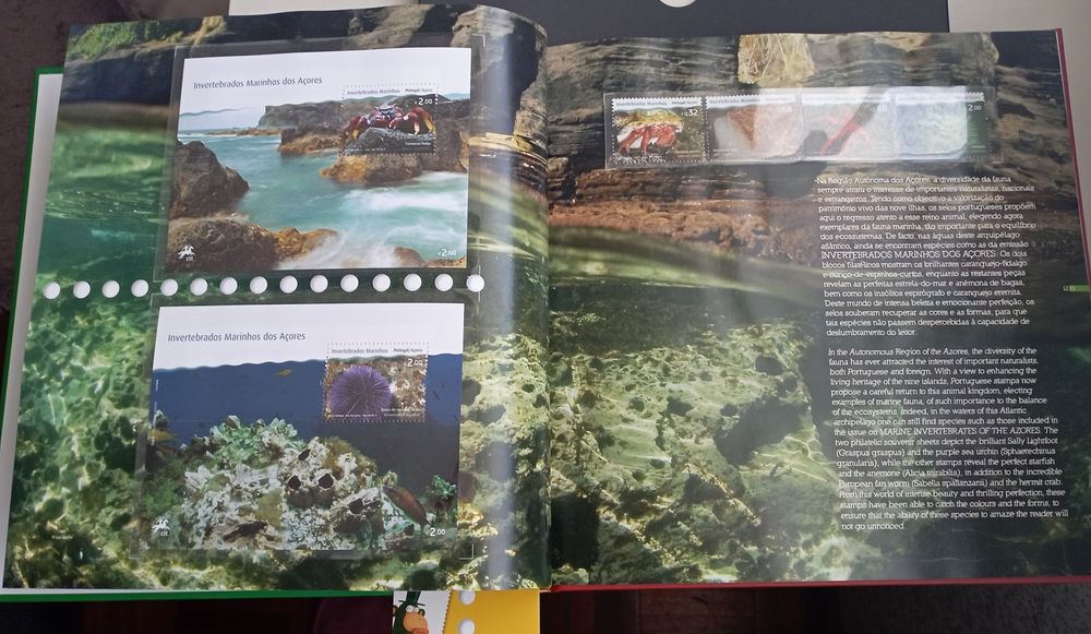 Livro de coleção de selos anual