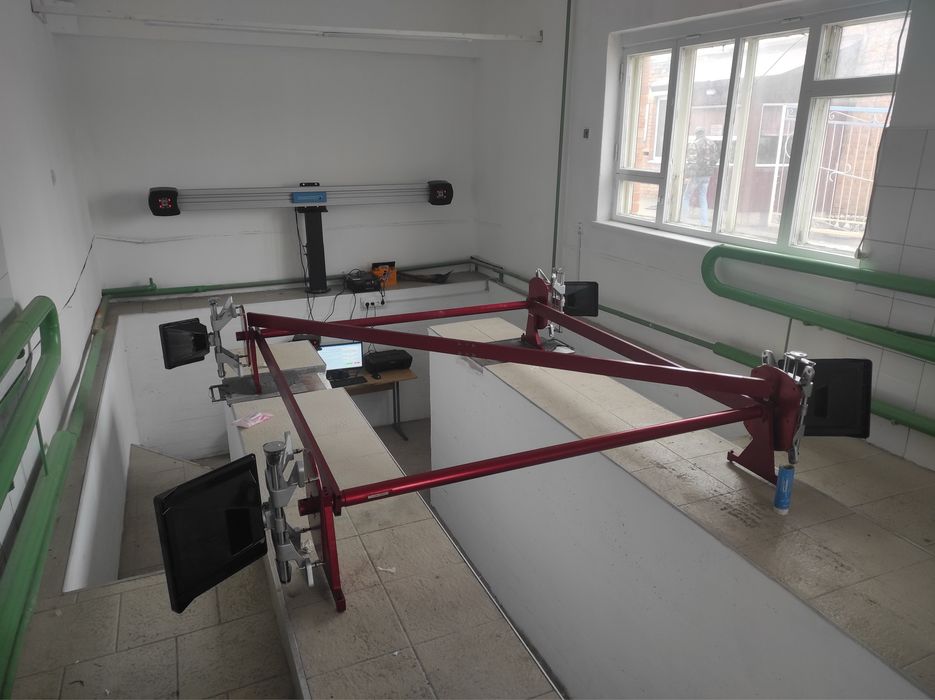 Стенд розвал сходження Hofmann geoliner 680 -доставка у Львів