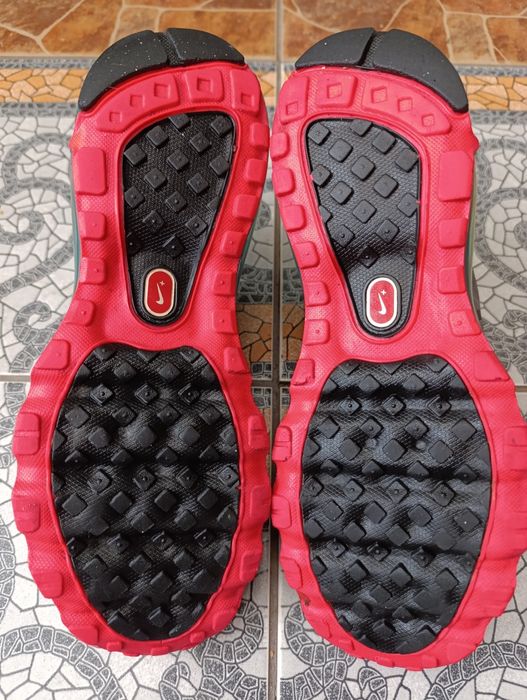 Nike air max 39p. Жіночі трекінгові кросівки