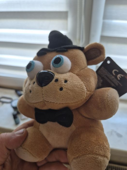 Brązowy miś fnaf freddy
