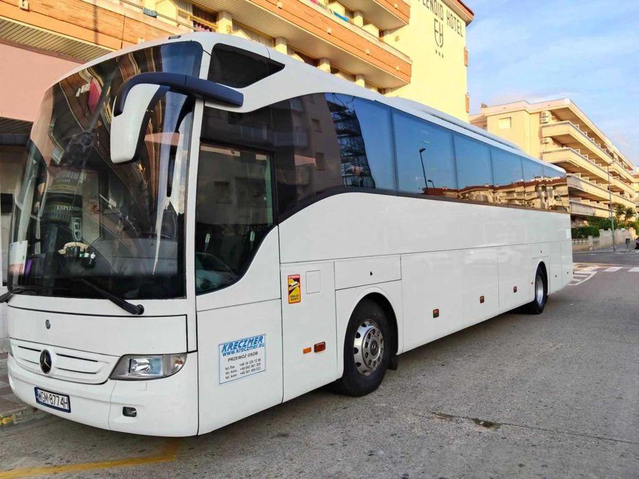 Przewozy autokarowe - wynajem autokarów