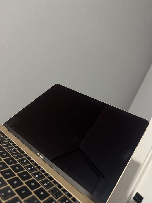 Apple MacBook A1554