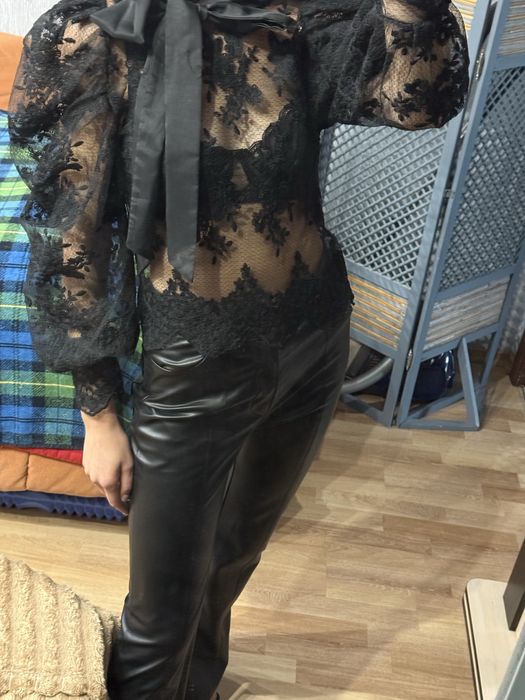 Блуза кружевна кофтинка