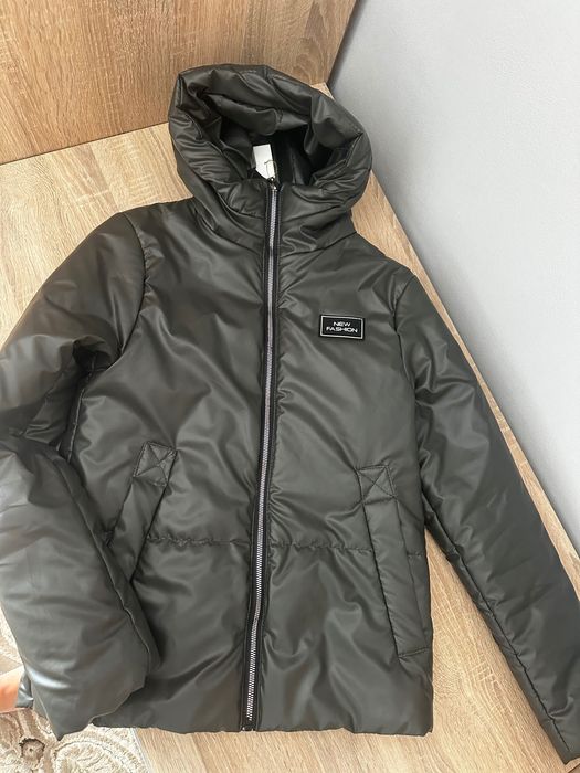 Куртка для дівчинки тепла осінь 152-164