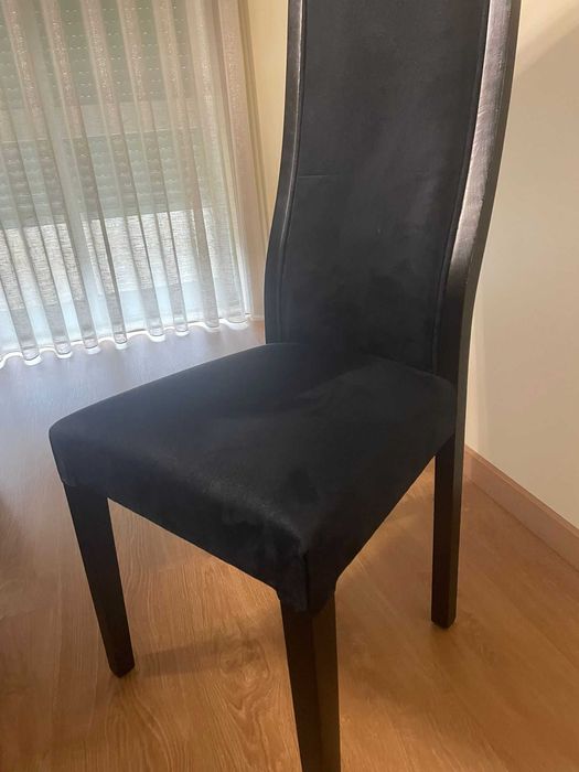 Mesa em Mogno 160 cm Extensível ( 260cm) + 6 cadeiras em bom estado