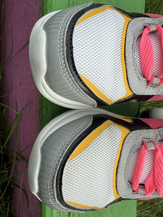 Кросівки Skechers 33