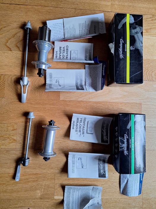 Rowerowe piasty CAMPAGNOLO (przód, tył) nowe