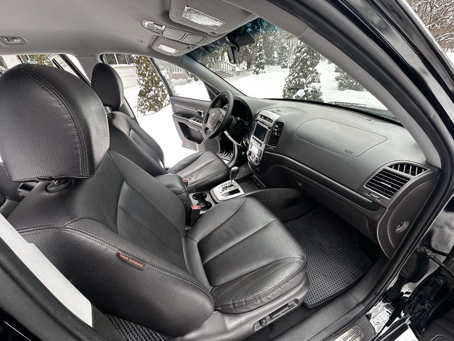 Продам Hyundai Santa Fe