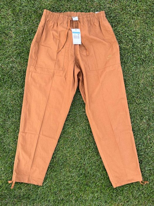 Штани Nike  Club Woven Pants Brown