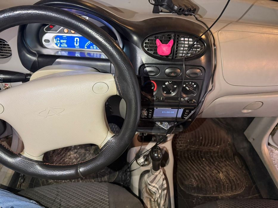 Продам автомобіль CHERY QQ
